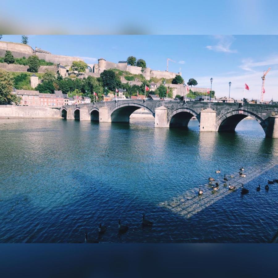 Au Logement Mosan Namur Zewnętrze zdjęcie