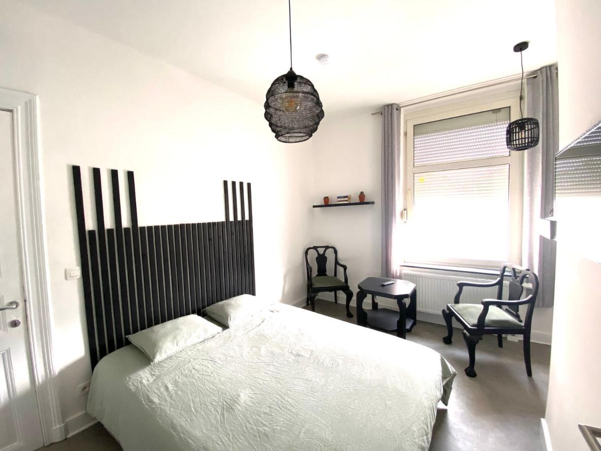 Au Logement Mosan Namur Zewnętrze zdjęcie