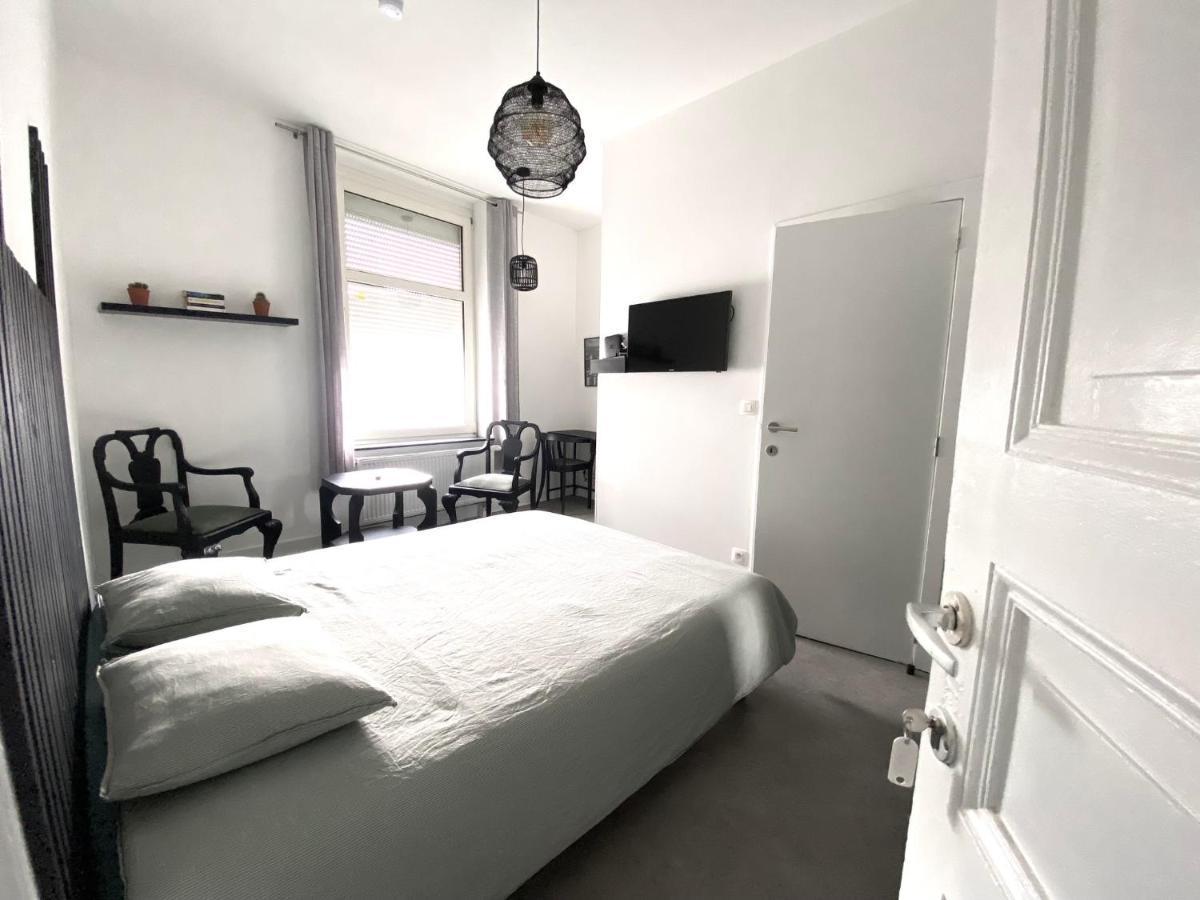 Au Logement Mosan Namur Zewnętrze zdjęcie