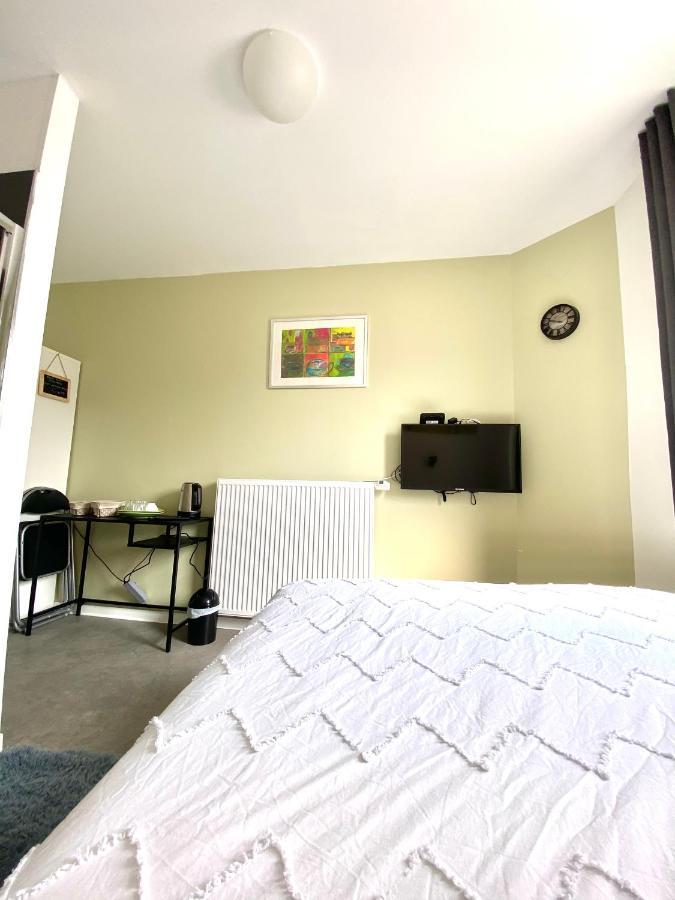Au Logement Mosan Namur Zewnętrze zdjęcie